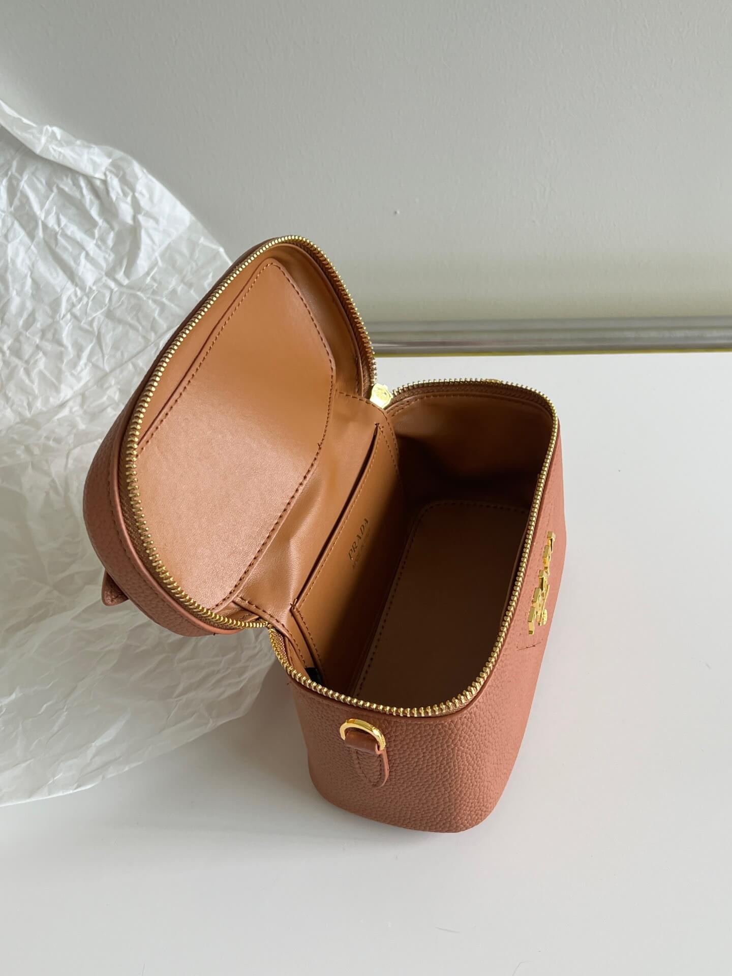 PR Vanity Case