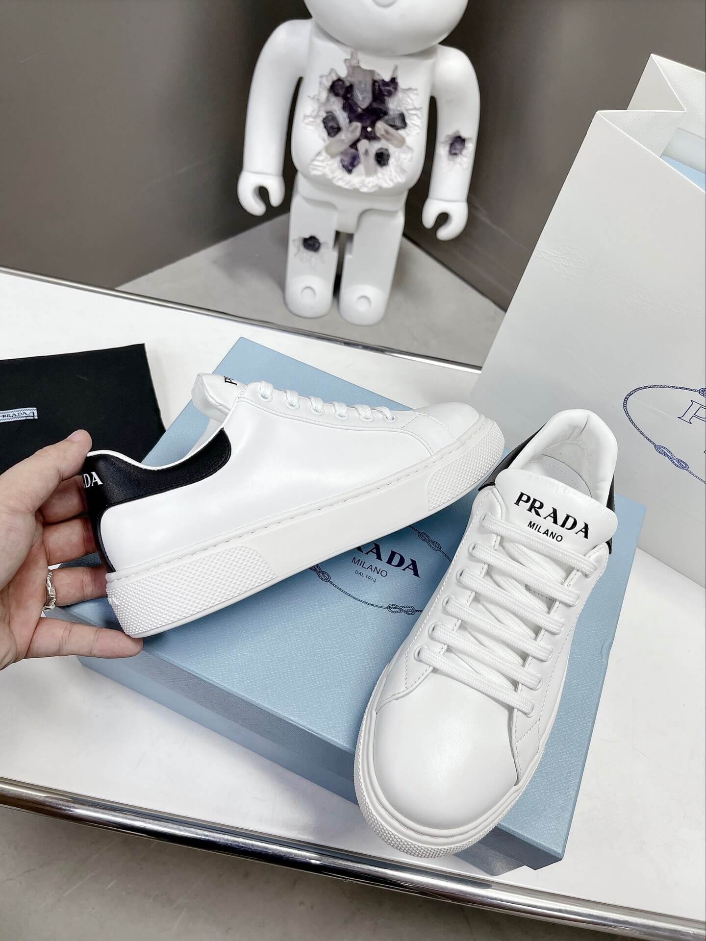 PR Sneakers
