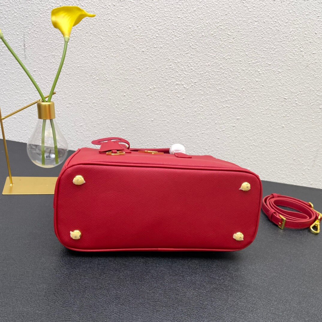 PR Saffiano Medium