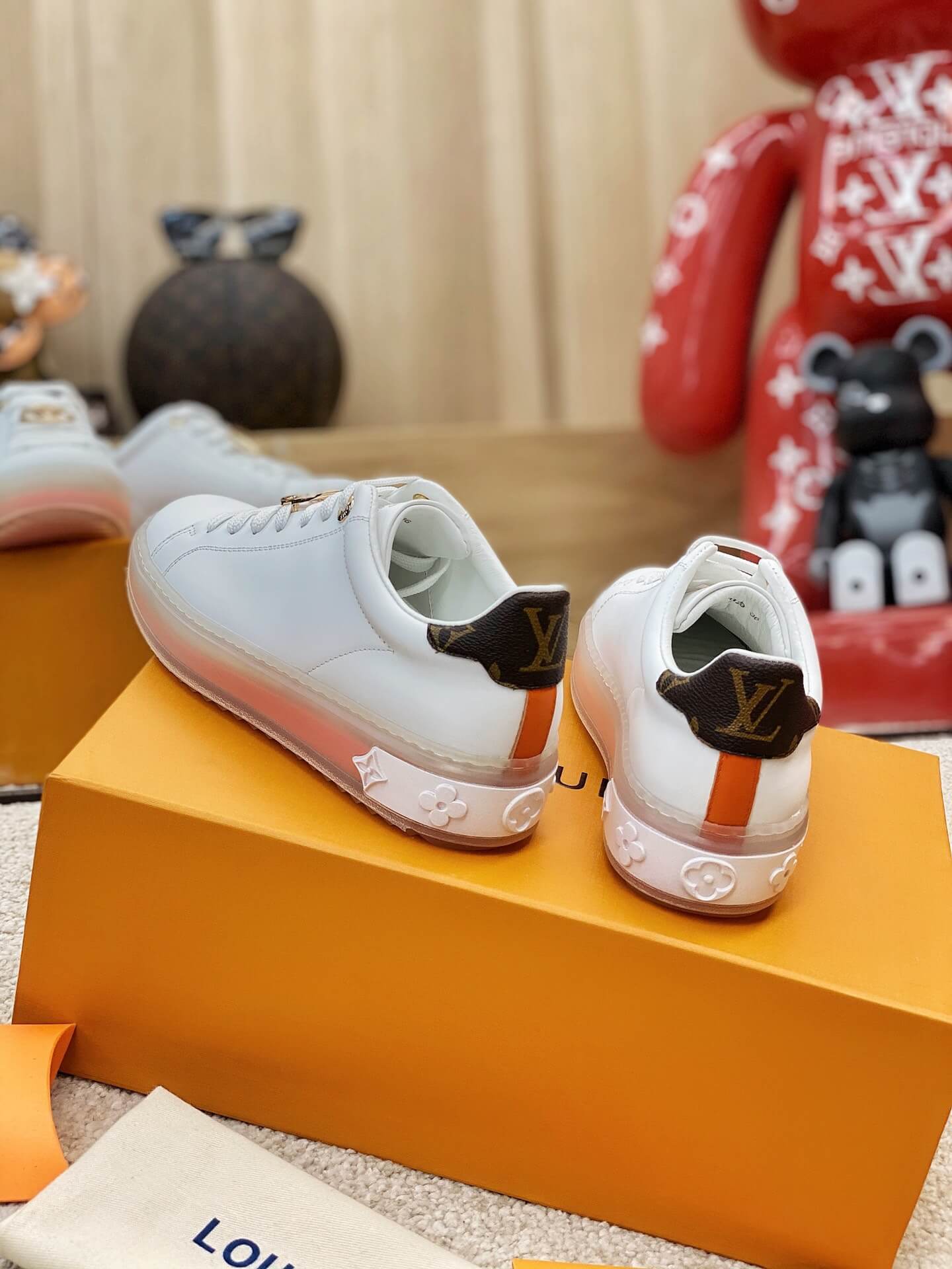 LOUIV Sneakers