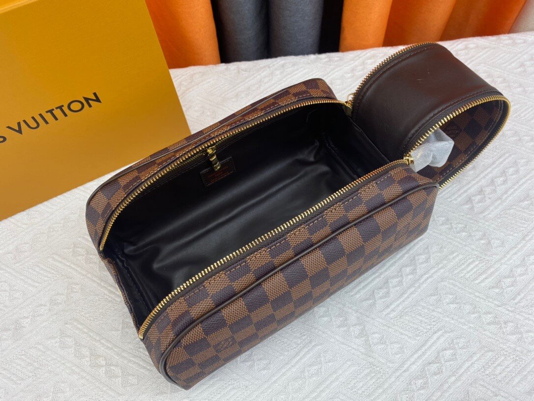LOUIV Toiletry Pouch