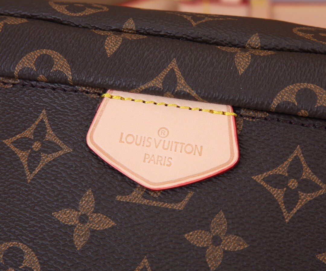 LOUIV Belt Bag