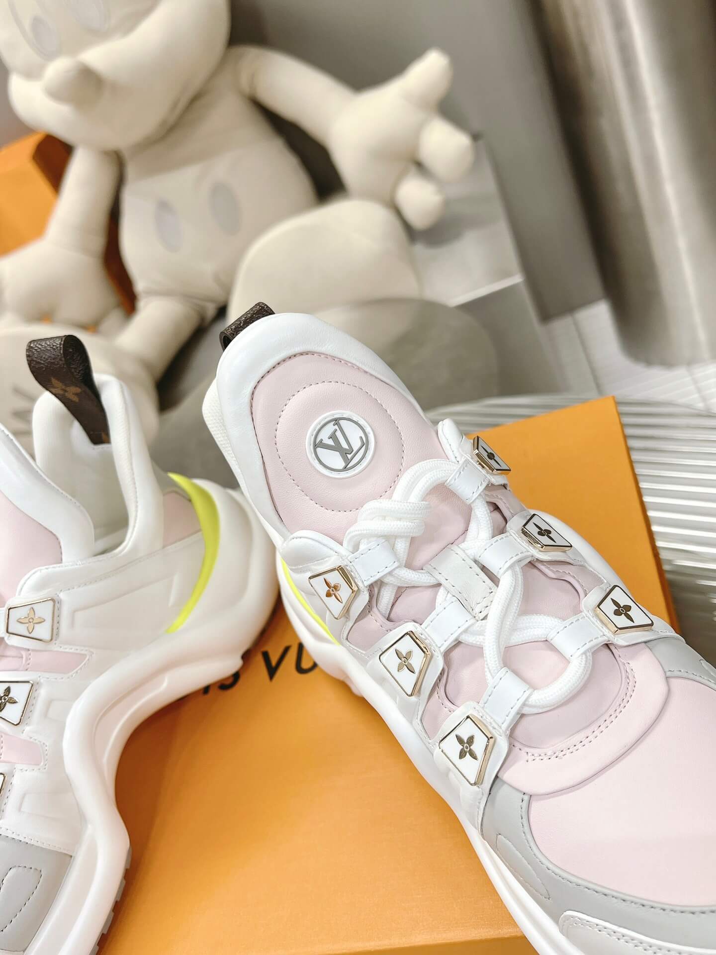 LOUIV Archlight Sneakers