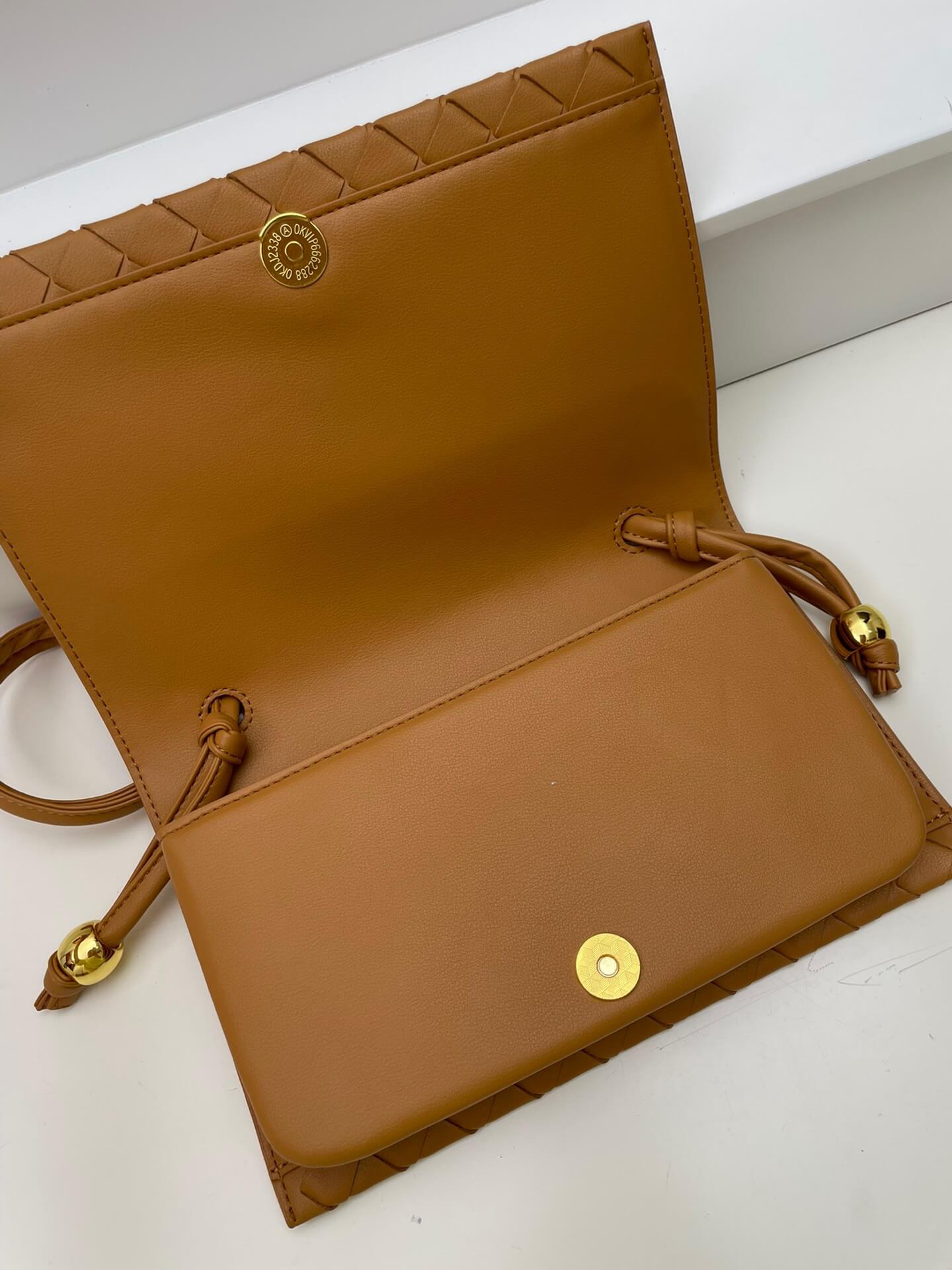 BV Trio Pouch