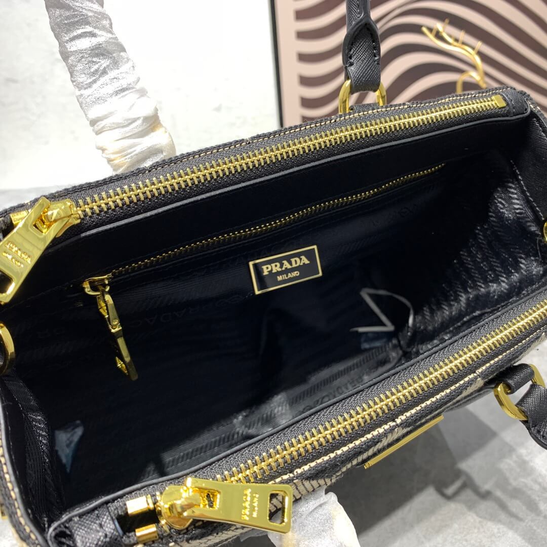 PR Tote Medium