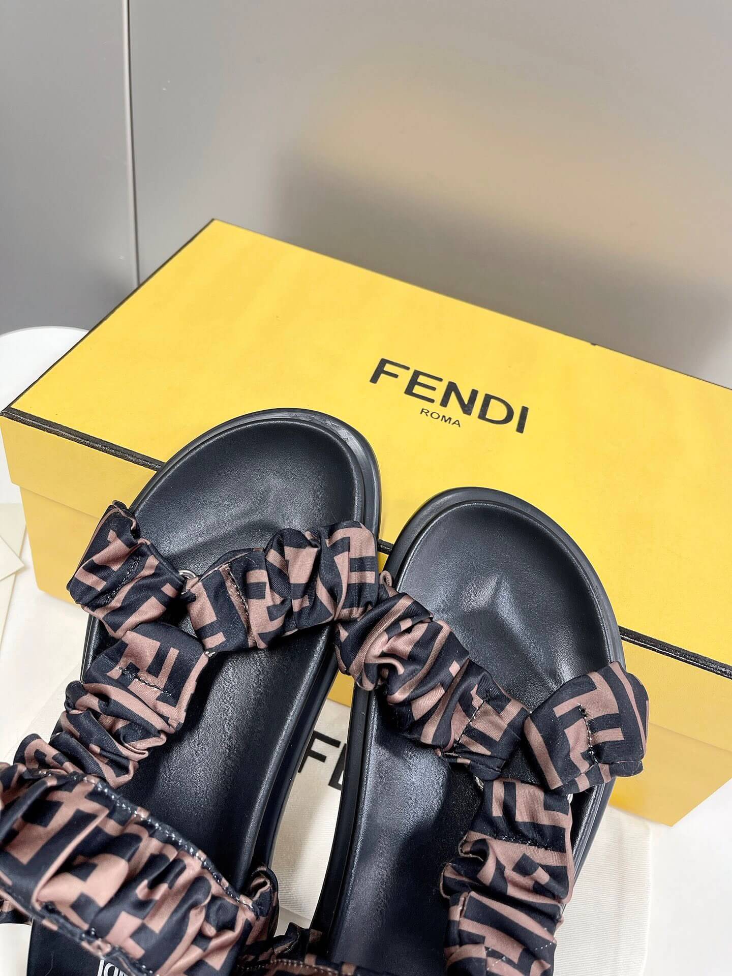 FD Sandals