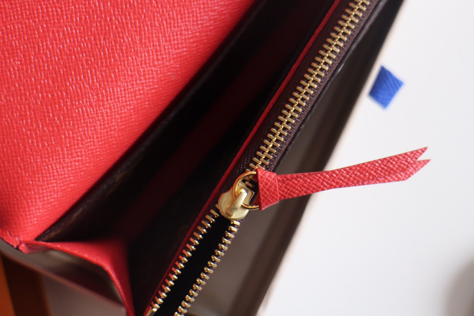 LOUIV Emilie Wallet