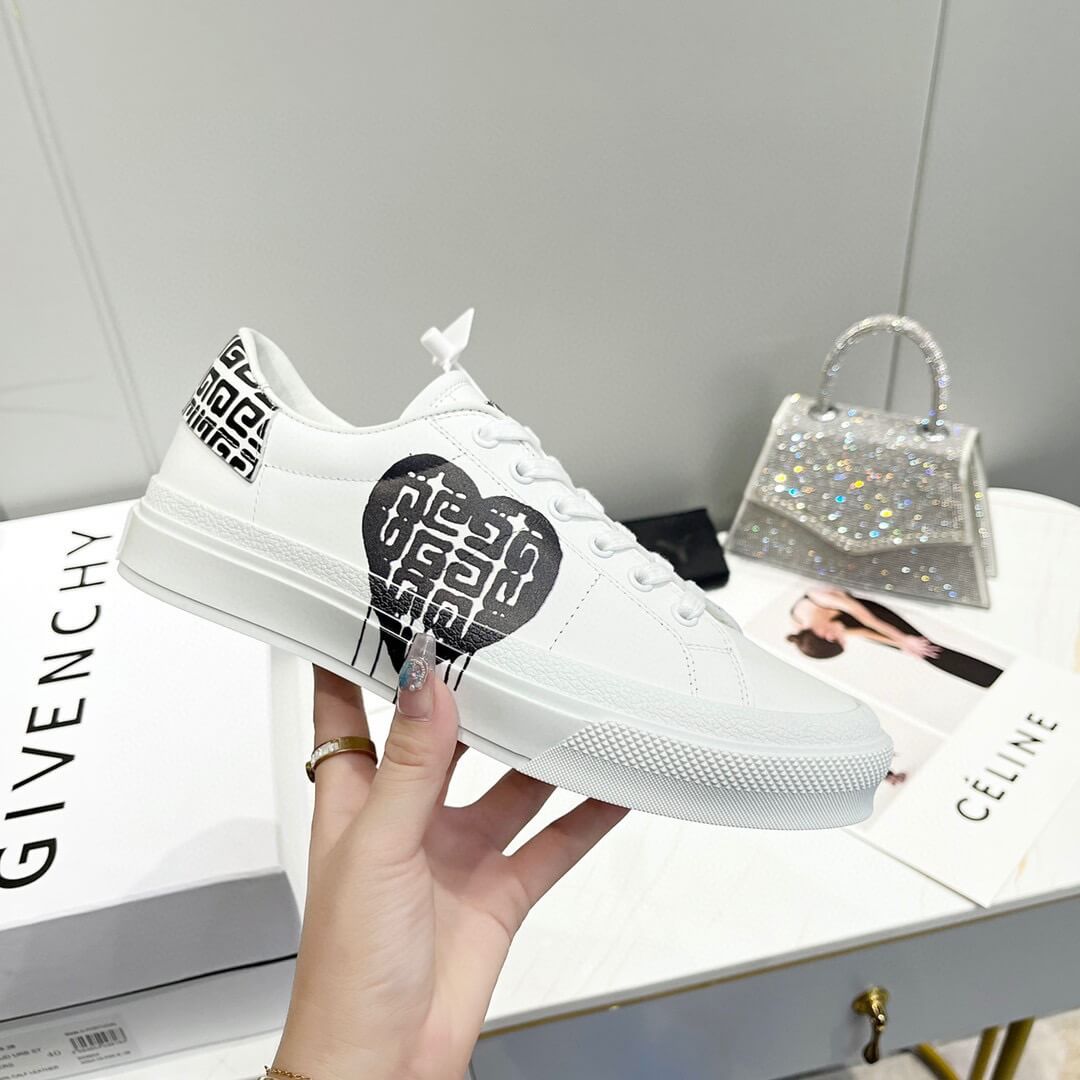 GVC Sneakers