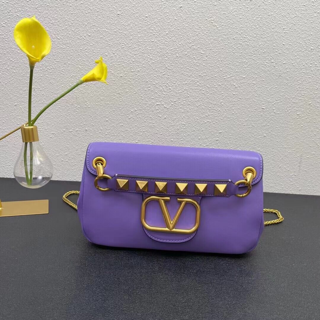 VALEN Vlogo Studs