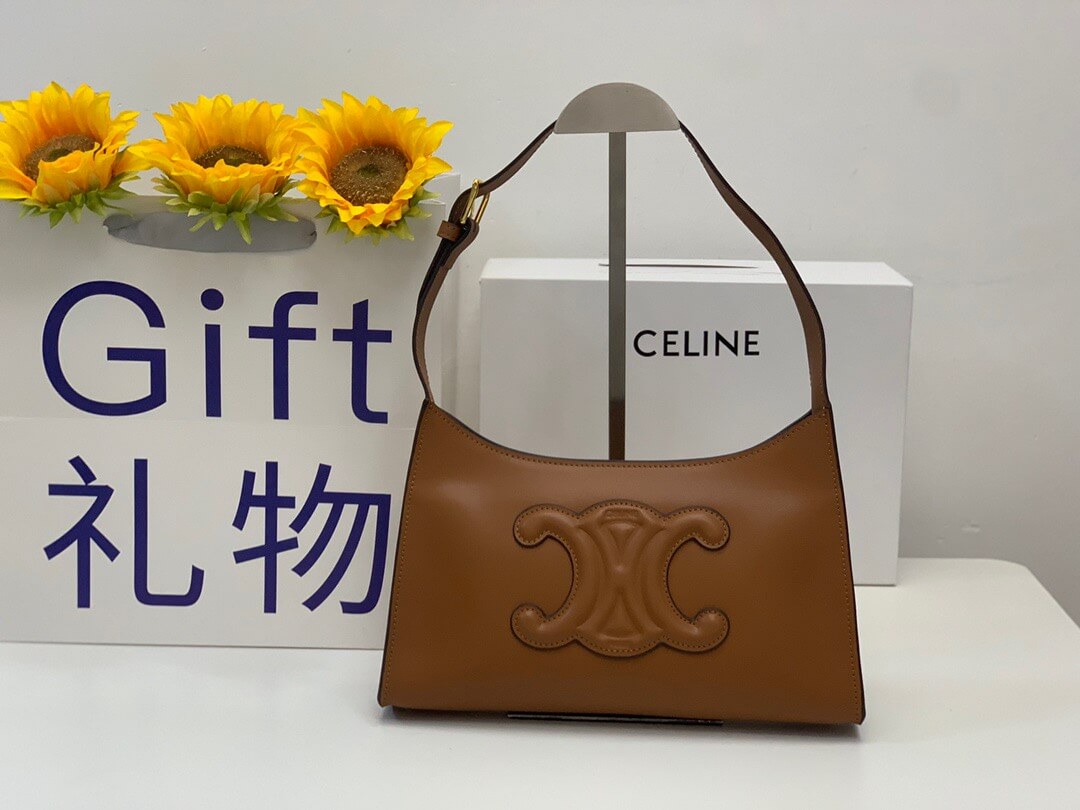 Celine Cuir Triomphe