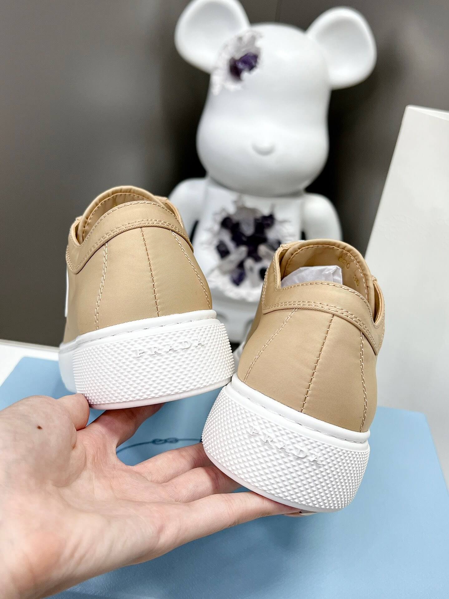 PR Sneakers