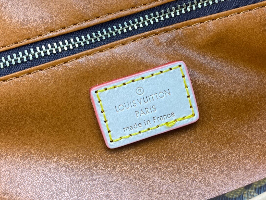 LOUIV Toiletry Pouch