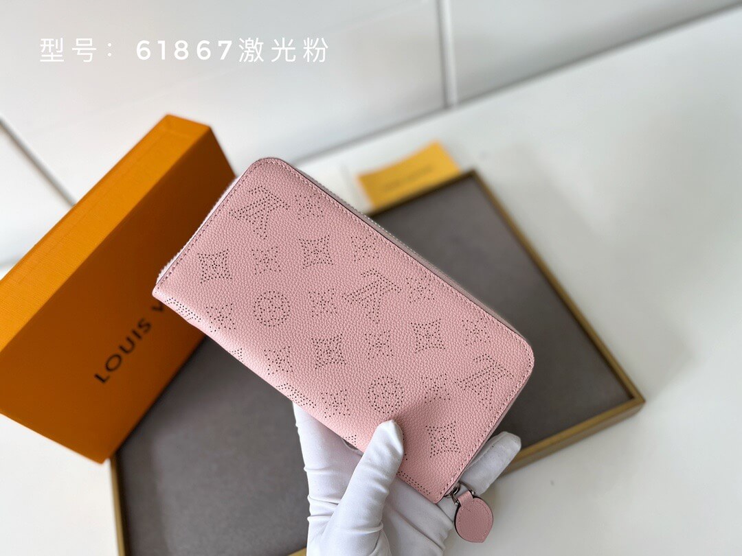 LOUIV Zippy Wallet