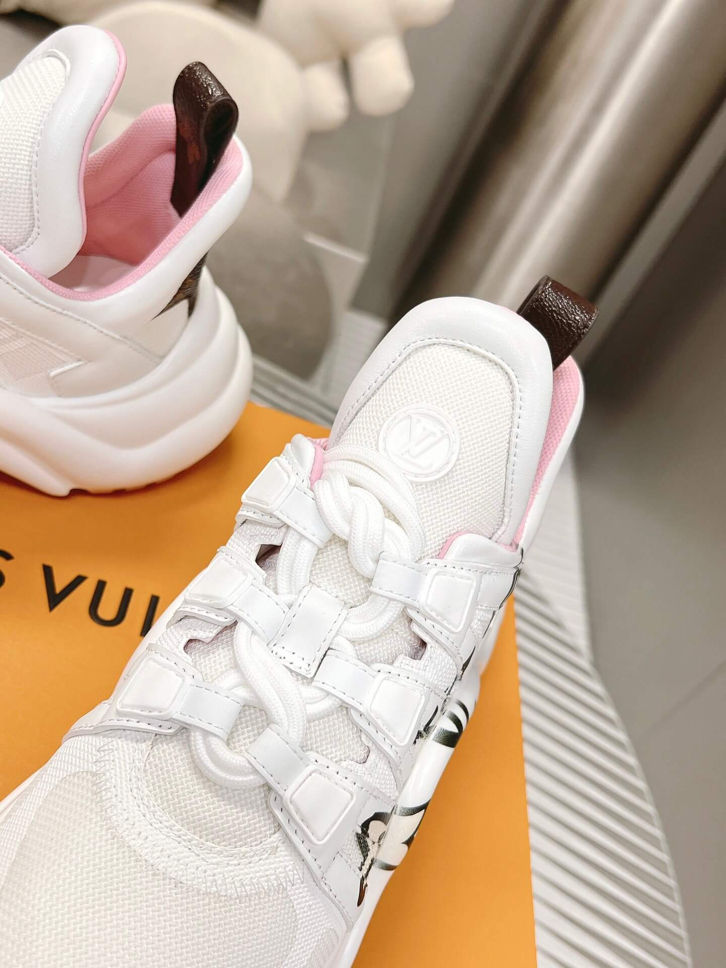 LOUIV Archlight Sneakers