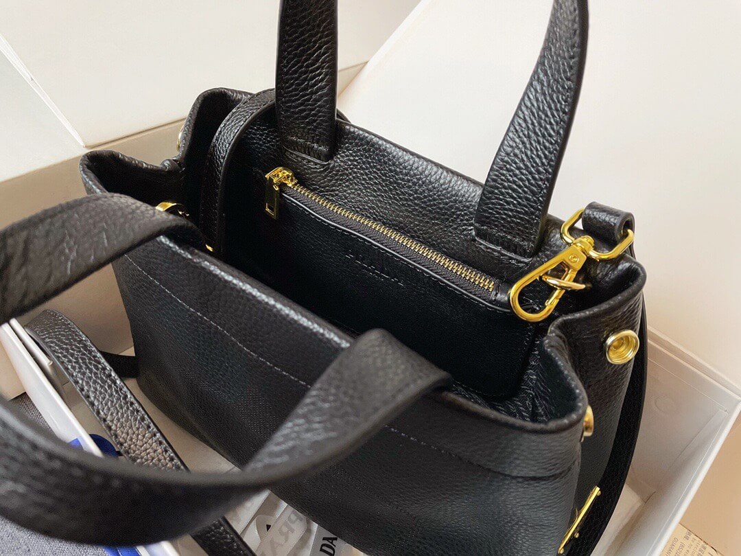 PR Tote