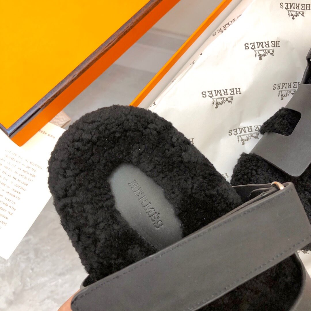 HM Birkenstocks Fur