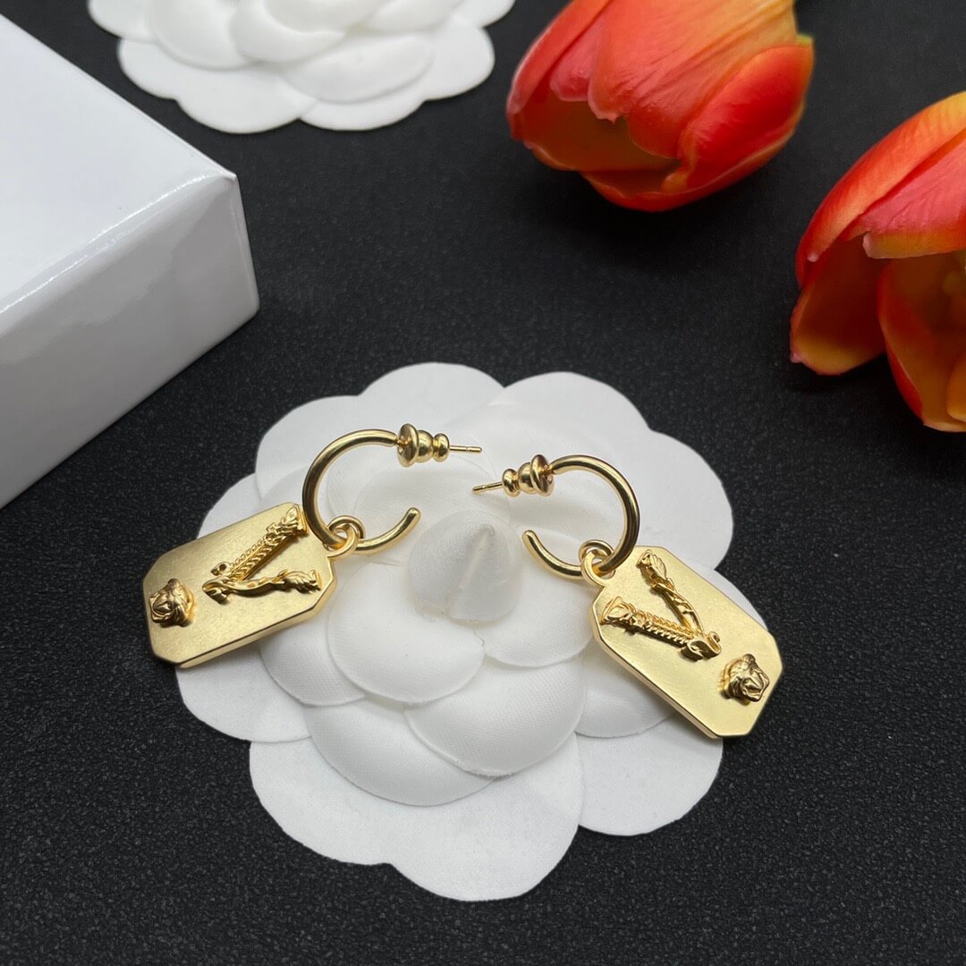 VS Earrings