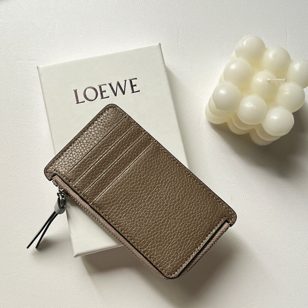 LOEW Card Holder