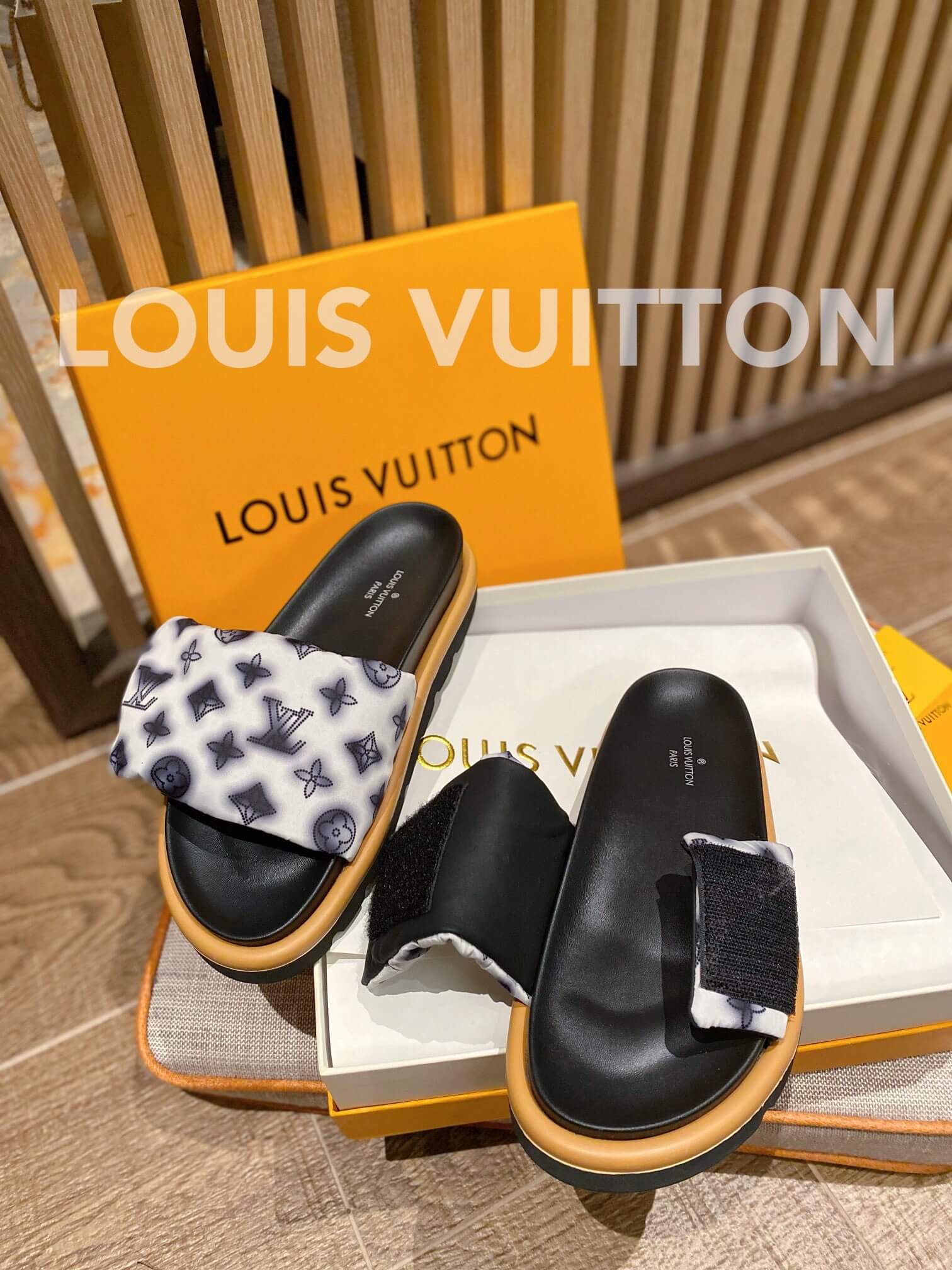 LOUIV Puffer Slides