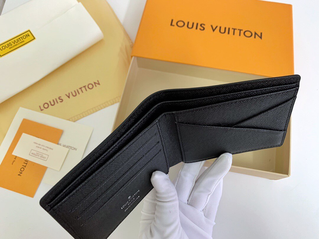 LOUIV Multiple Wallet