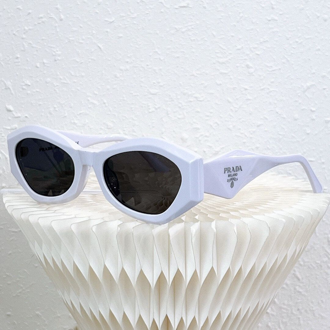 PR Sunglasses PR18W