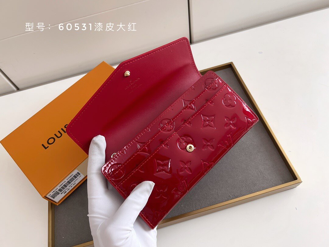 LOUIV Sarah Wallet