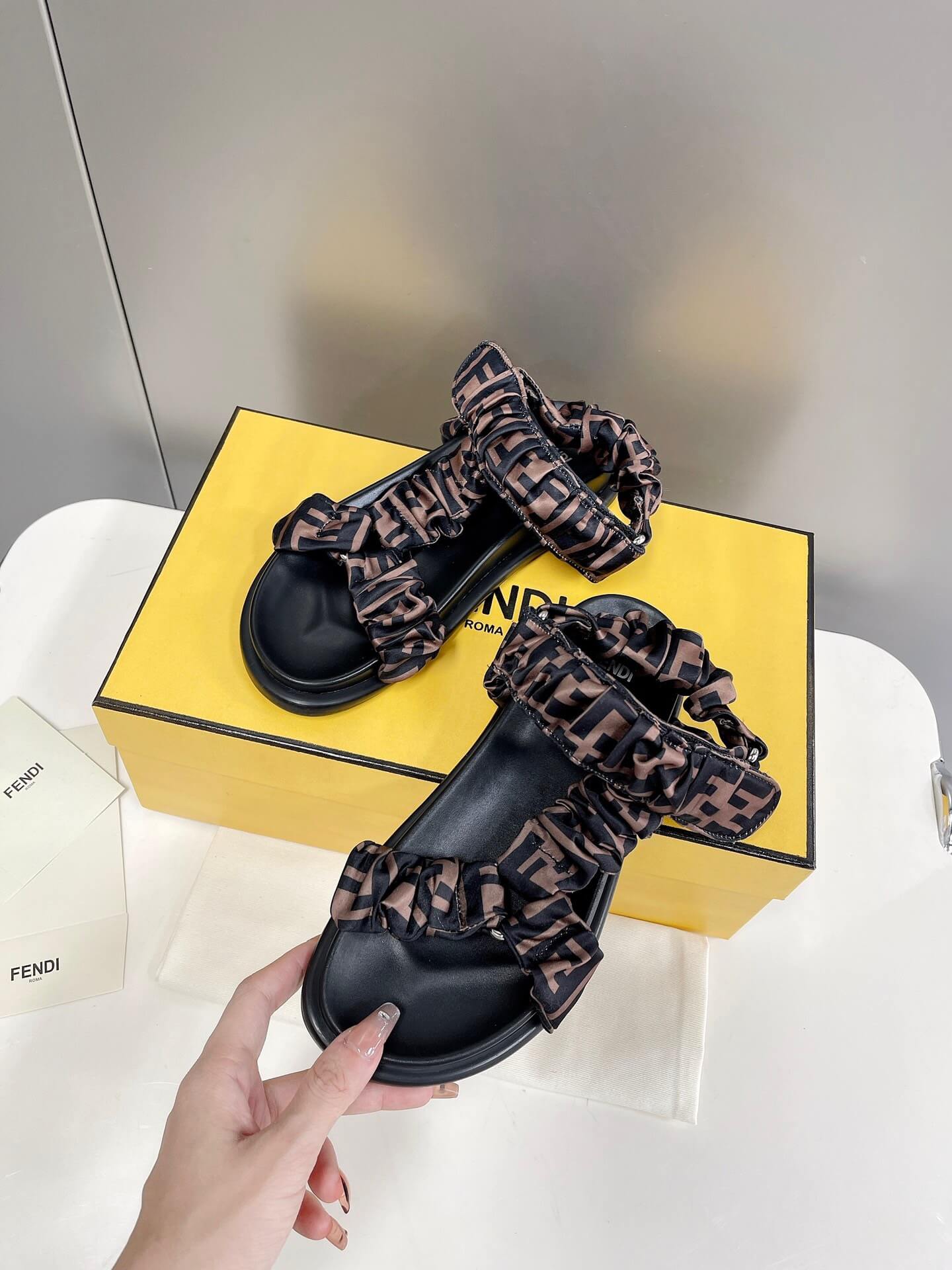 FD Sandals