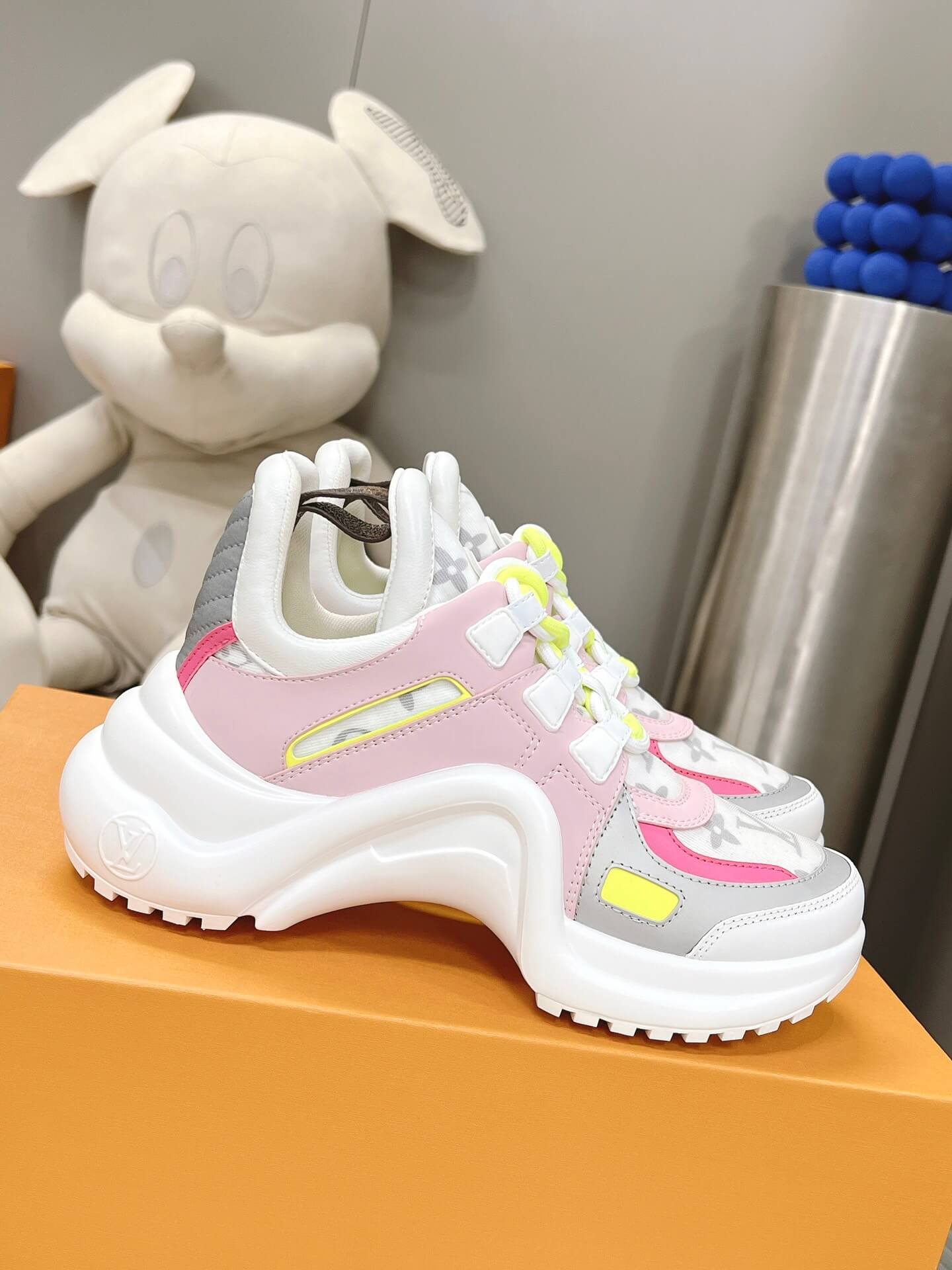LOUIV Archlight Sneakers