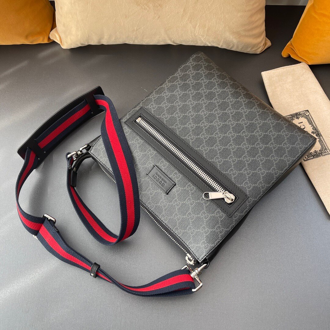 GG Medium Messenger Bag