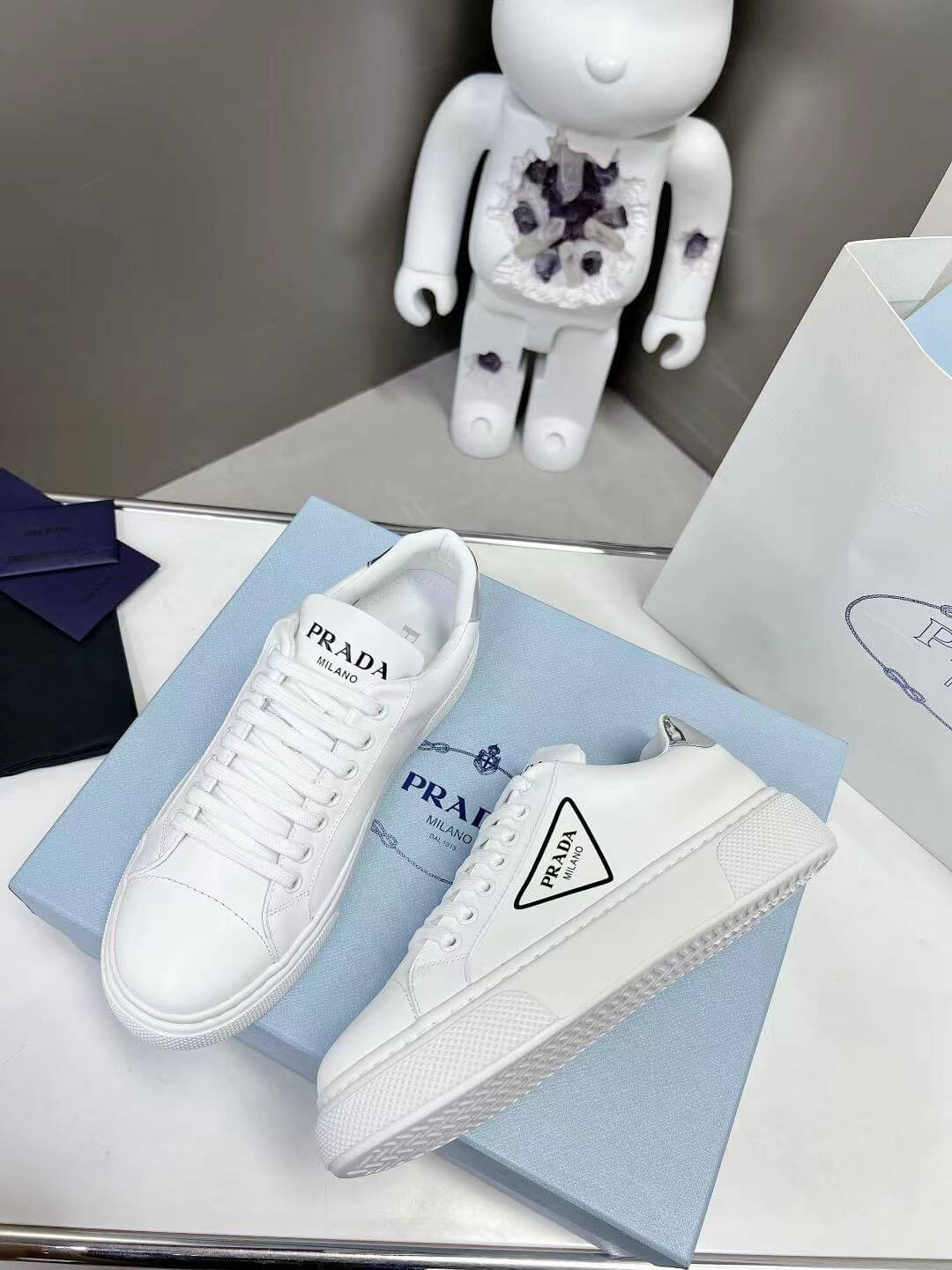 PR Sneakers