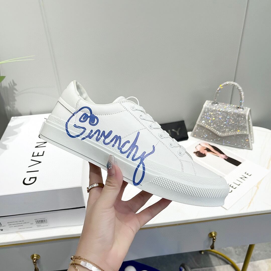 GVC Sneakers