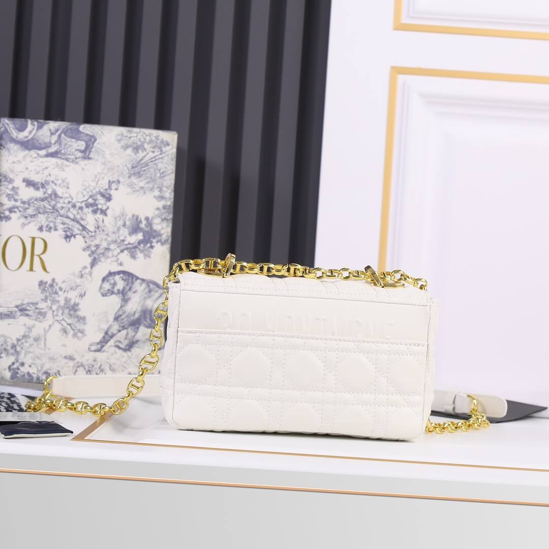 CD Caro Small