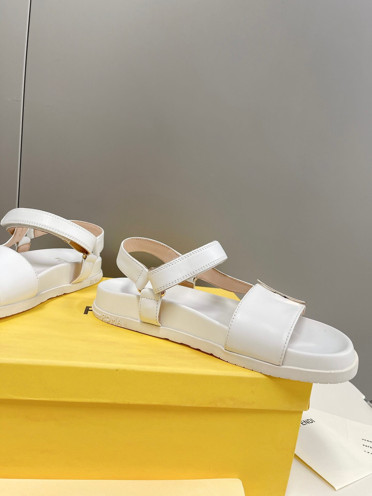 FD Sandals