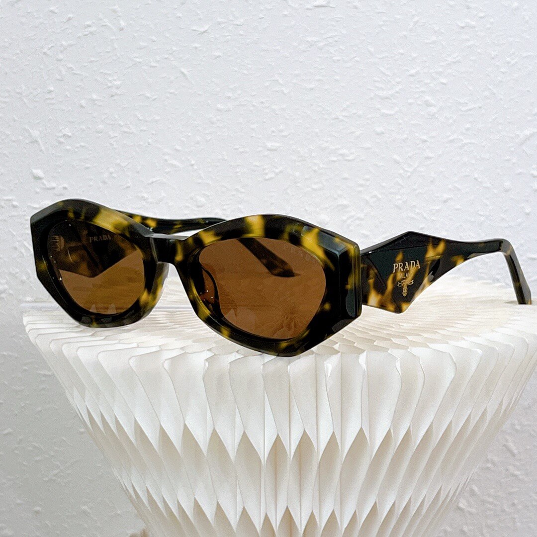 PR Sunglasses PR18W