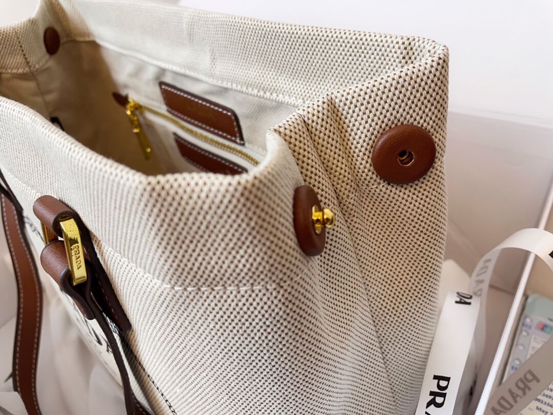PR Canvas Tote