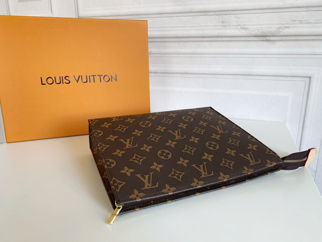 LOUIV Toiletry Pouch 26
