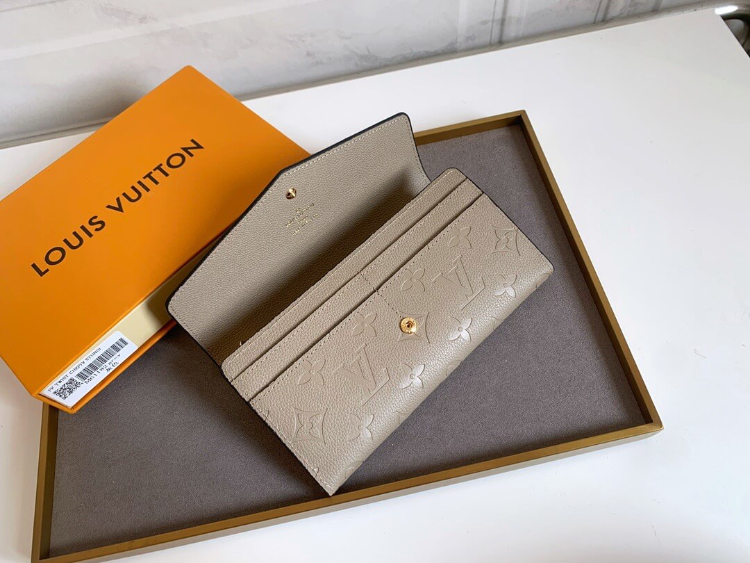 LOUIV Sarah Wallet