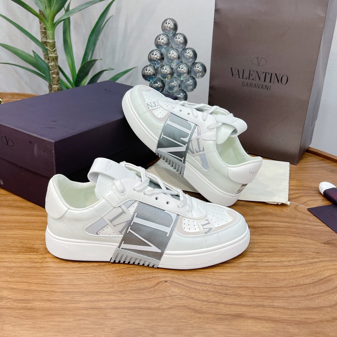 VALEN Sneakers
