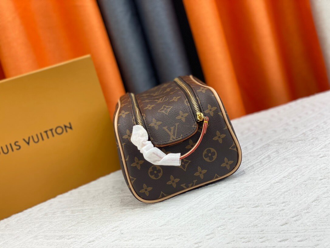 LOUIV Toiletry Pouch