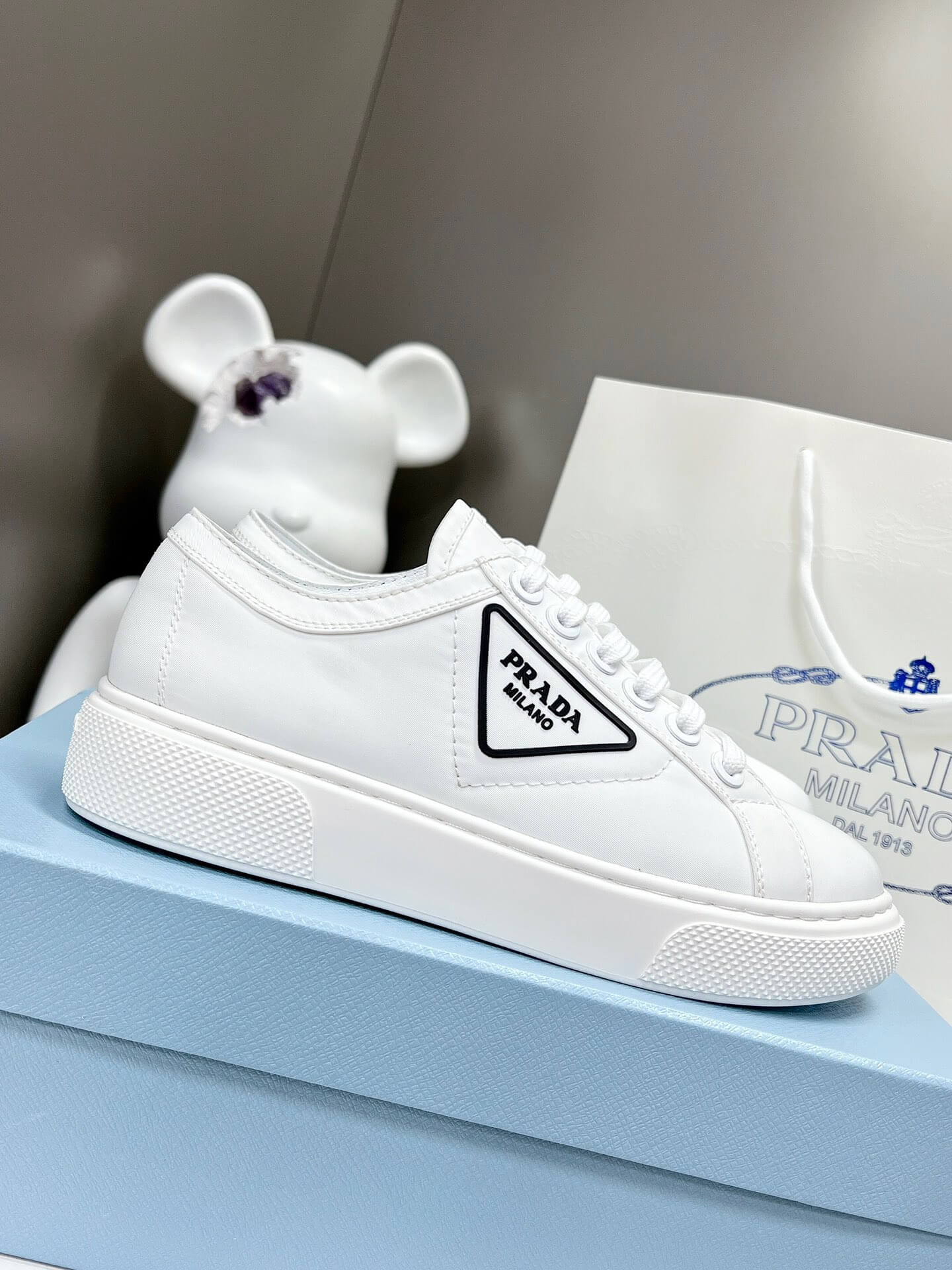 PR Sneakers