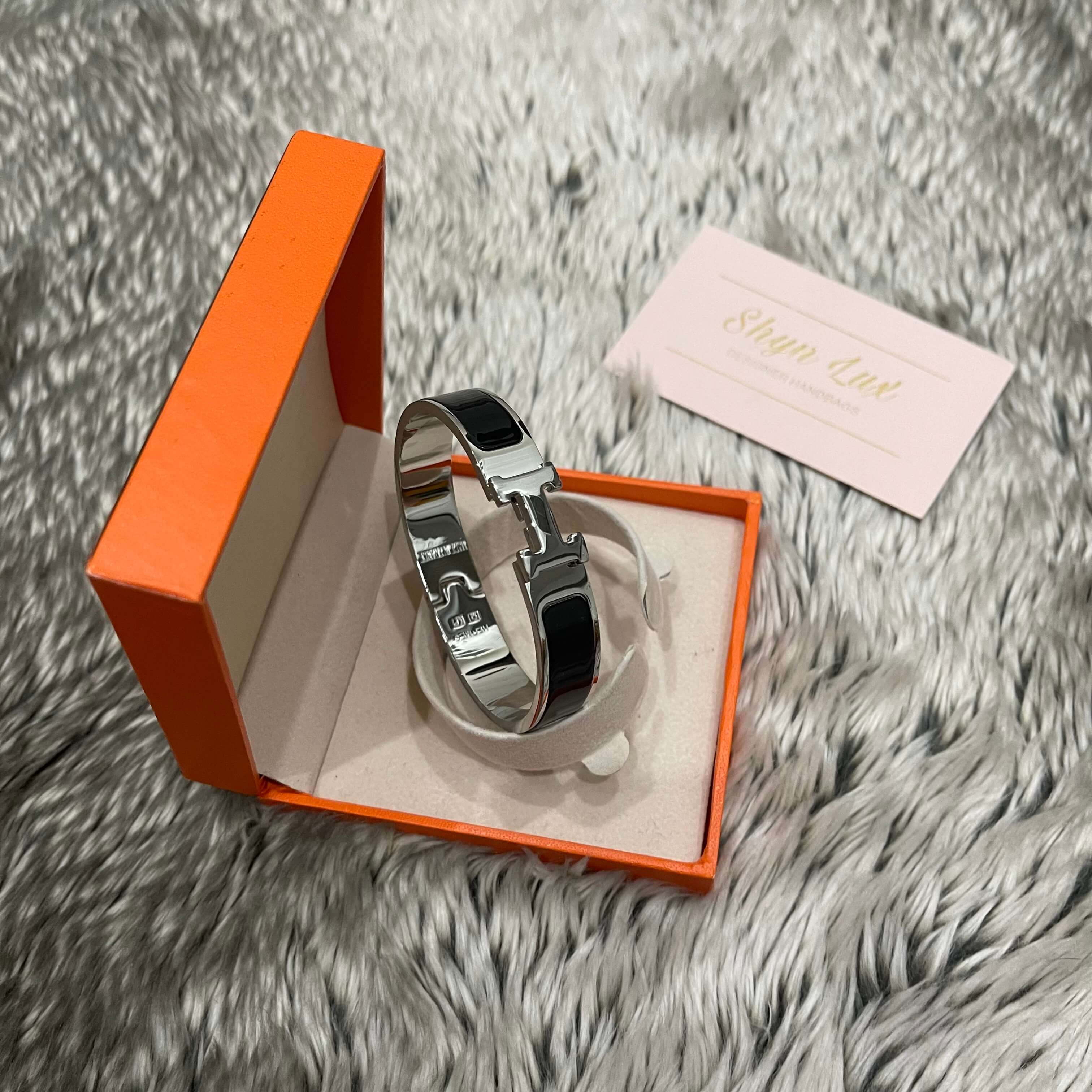 HM Bangle