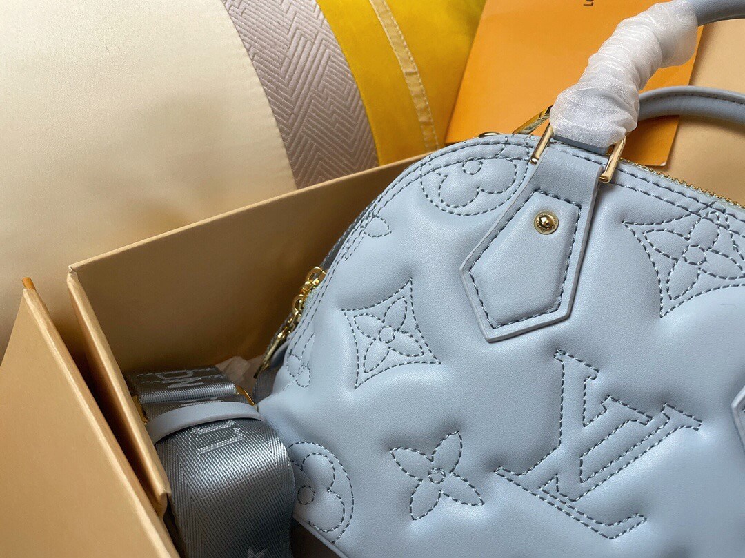 LOUIV Alma Puffer