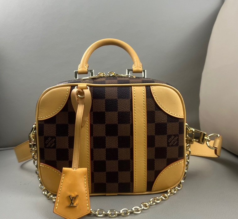 LOUIV Mini Belt Bag