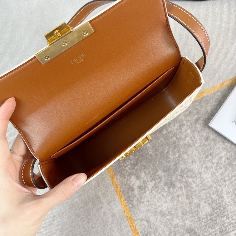 CEL Triomphe Hobo