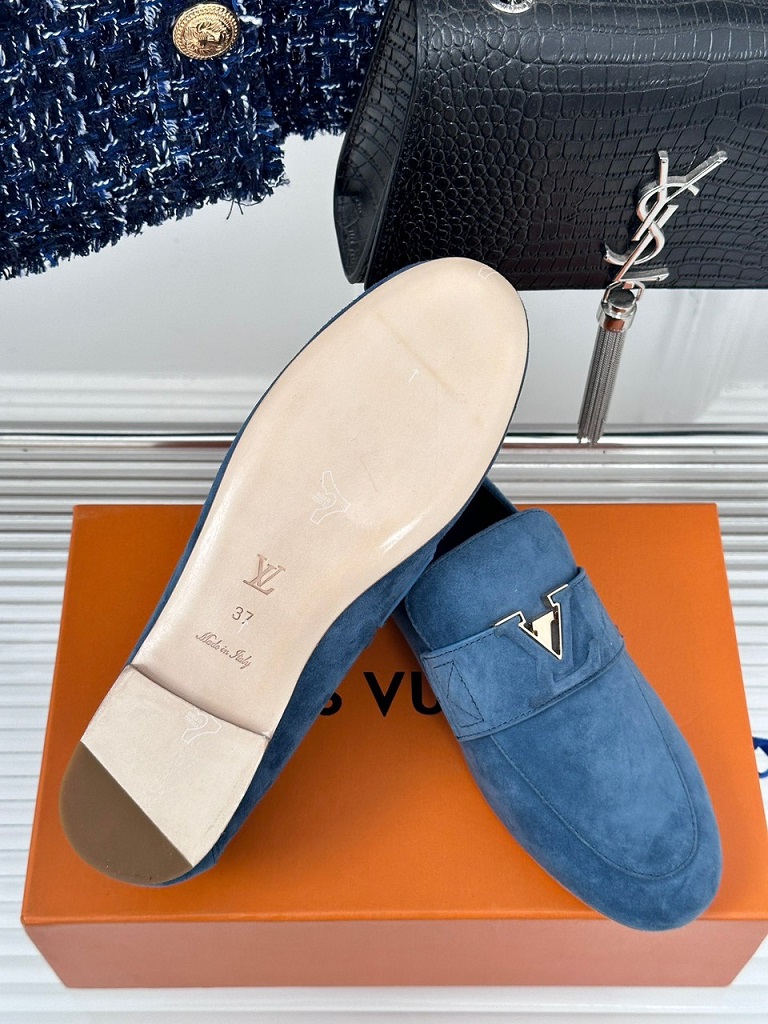 LOUIV Loafers