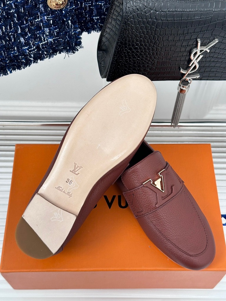 LOUIV Loafers