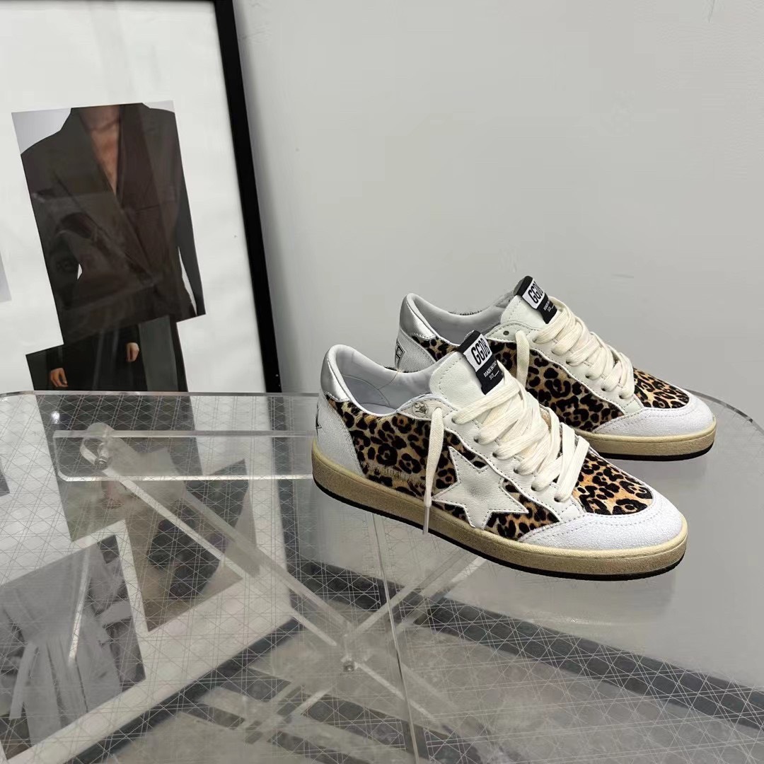 Golden Goose Sneakers