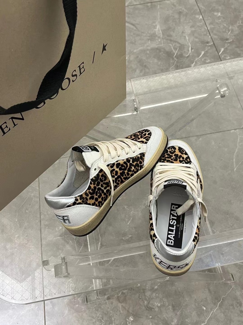 Golden Goose Sneakers
