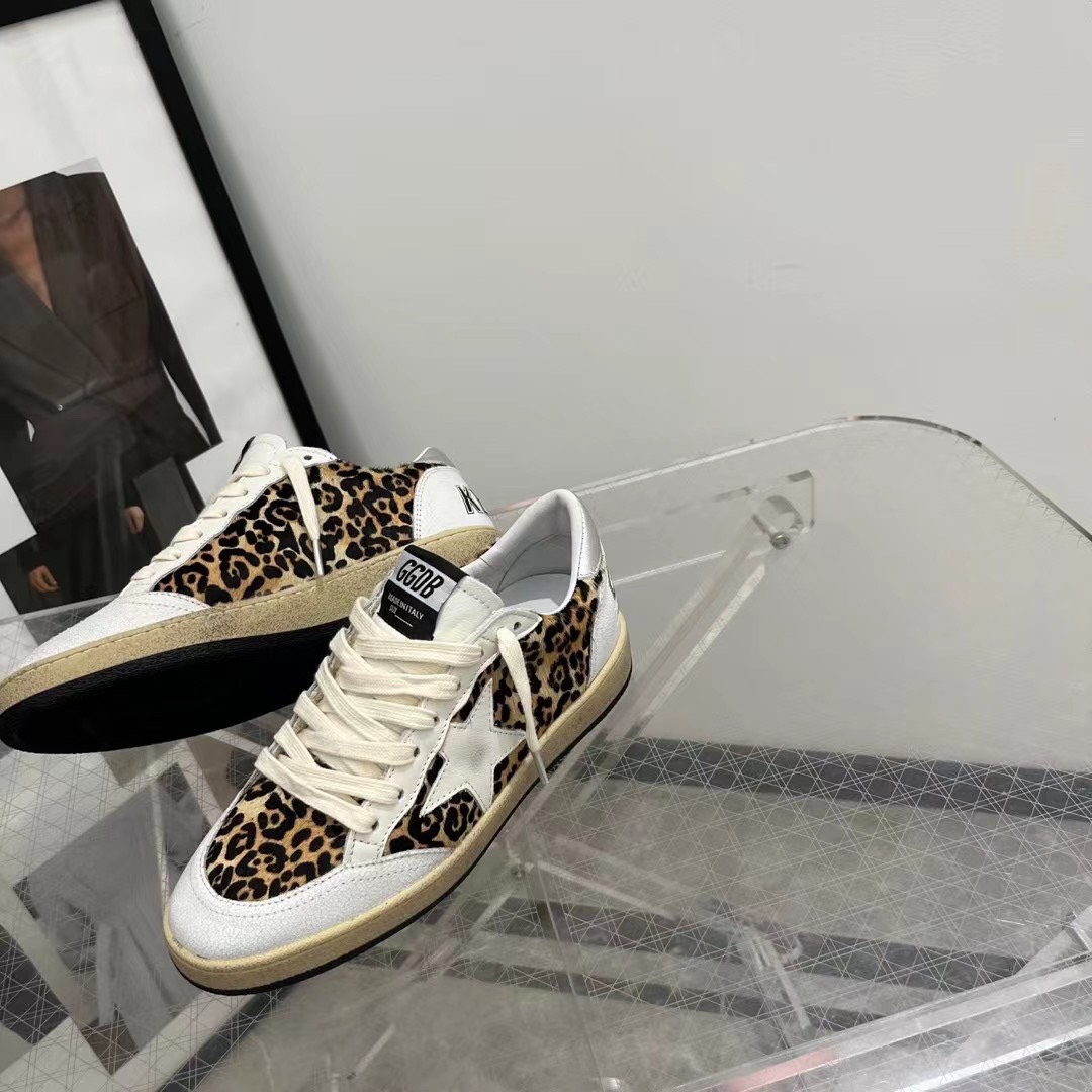Golden Goose Sneakers