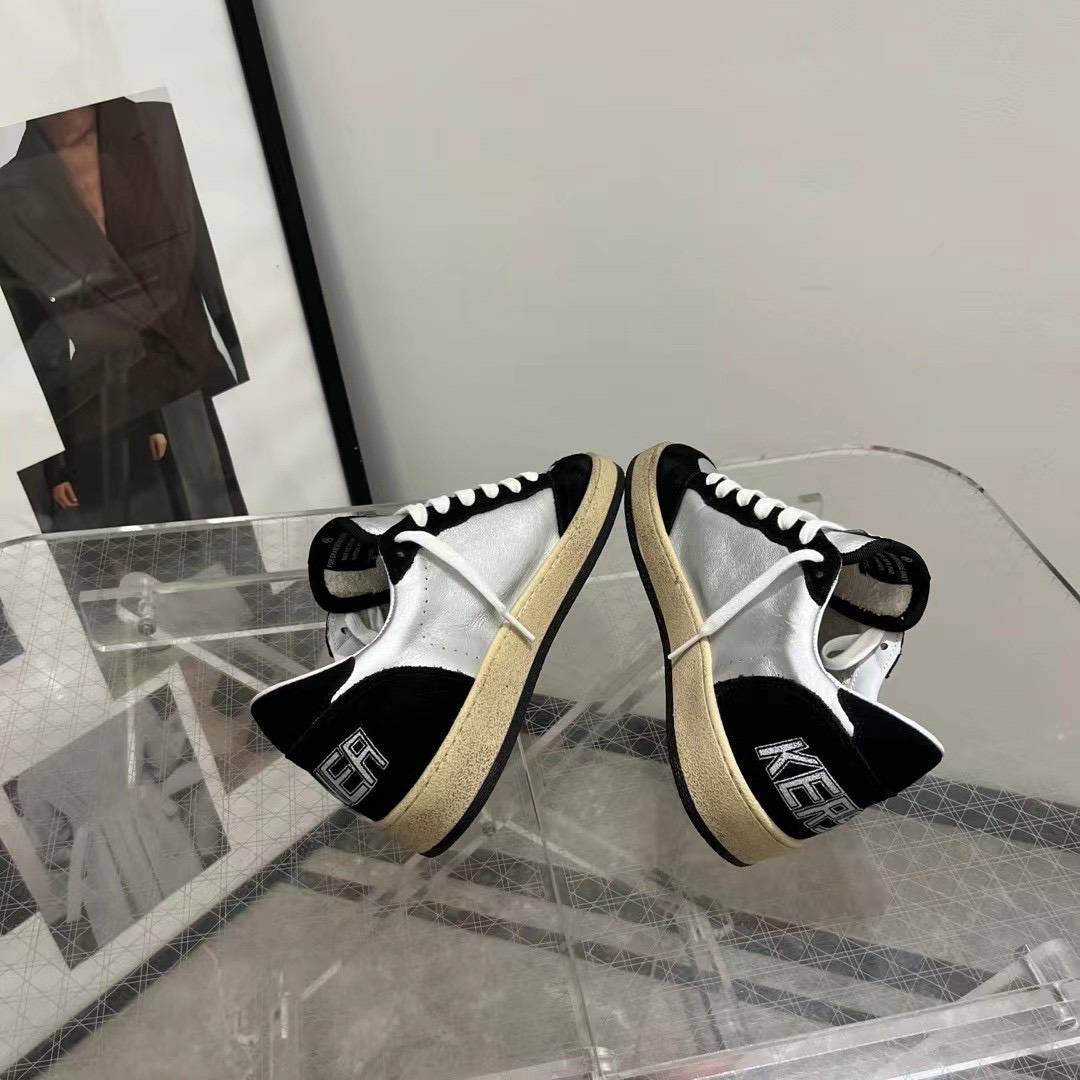 Golden Goose Sneakers